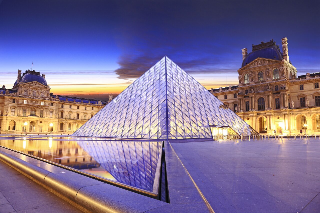 Louvre exhibition highlights treasures of Islamic art