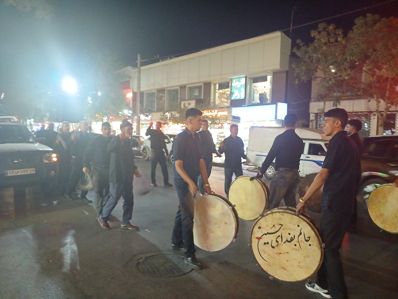 عزاداری زائران رضوی در سوگ پیامبر رحمت(ص) و امام حسن مجتبی(ع)
