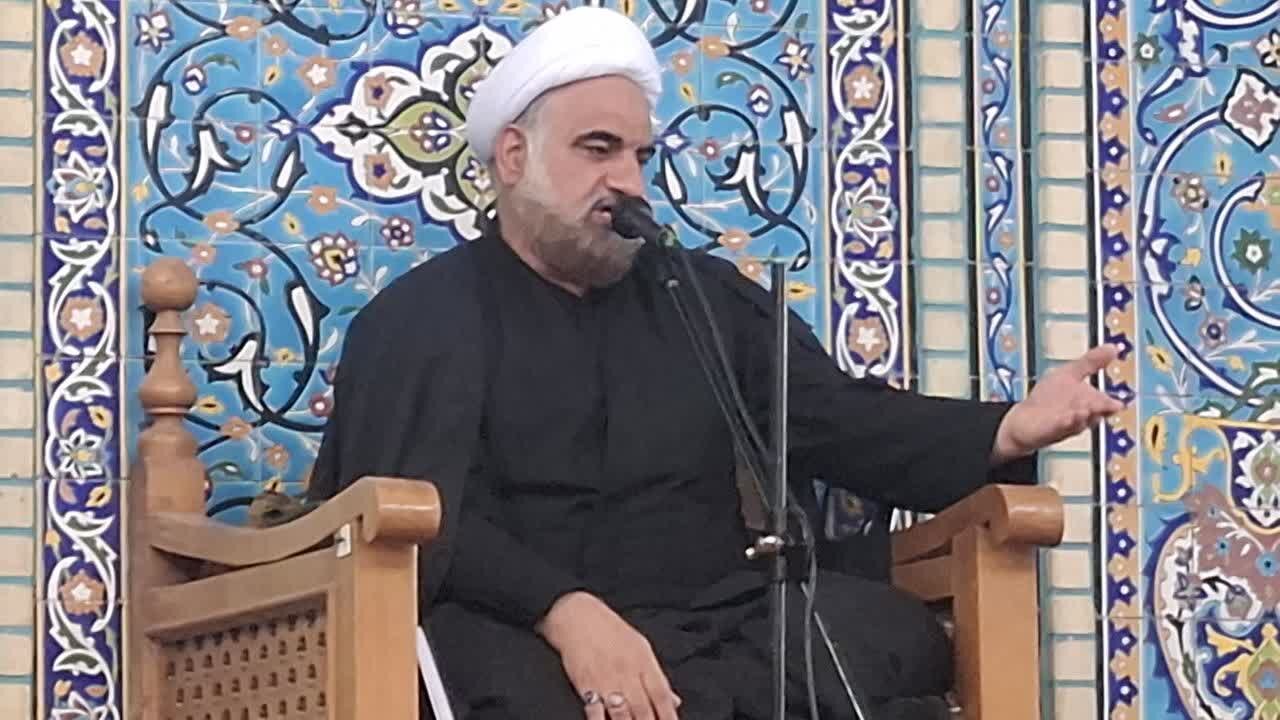 ناشکری و ندیدن نعمت‌ها از عوامل افزایش مشکلات زندگی و طلاق است