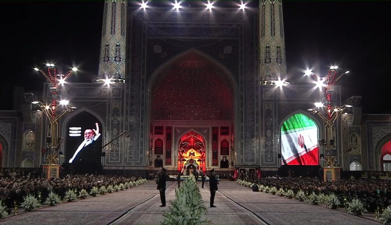 مراسم خطبه‌خوانی شب شهادت امام رضا(ع) در حرم مطهر رضوی 