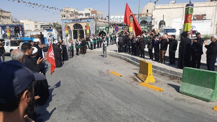 قافله سوگواری شهادت امام رضا (ع) در شهرکرد
