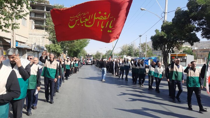 قافله سوگواری شهادت امام رضا (ع) در شهرکرد