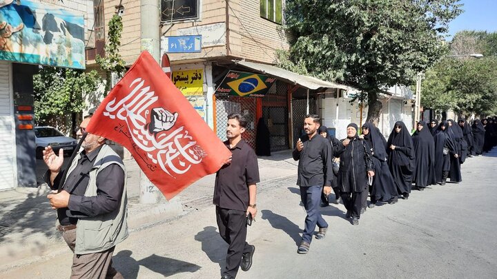 قافله سوگواری شهادت امام رضا (ع) در شهرکرد