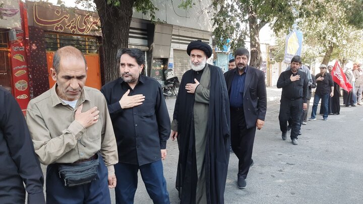 قافله سوگواری شهادت امام رضا (ع) در شهرکرد