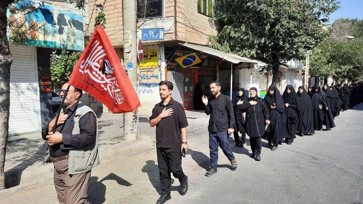 قافله سوگواری شهادت امام رضا (ع) در شهرکرد