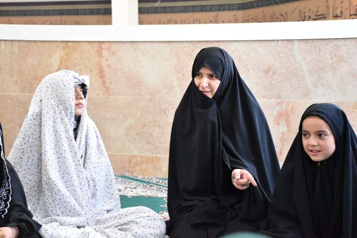 خدمت‌رسانی به زائران باید با تبلیغ اثربخش و هدایتگری دینی همراه شود