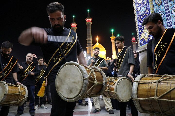 تصاویر/ حال و هوای حرم مطهر حضرت معصومه (س) در شب شهادت امام رضا (ع)