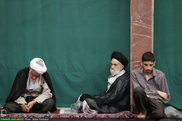 Photos/Deuil de l’Imam Reza (a) : les maisons de la Marja’iyyah à Qom, lieux de rassemblement du clergé et des fidèles en lamentation