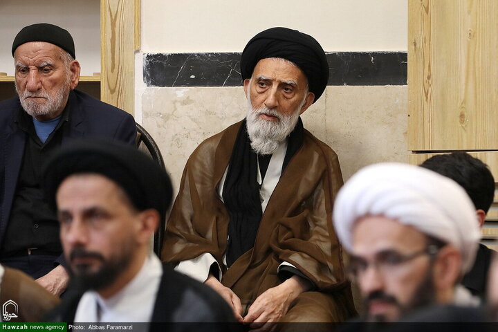 Photos/Deuil de l’Imam Reza (a) : les maisons de la Marja’iyyah à Qom, lieux de rassemblement du clergé et des fidèles en lamentation