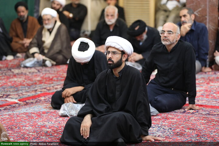 Photos/Deuil de l’Imam Reza (a) : les maisons de la Marja’iyyah à Qom, lieux de rassemblement du clergé et des fidèles en lamentation