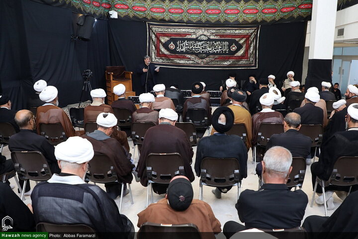 Photos/Deuil de l’Imam Reza (a) : les maisons de la Marja’iyyah à Qom, lieux de rassemblement du clergé et des fidèles en lamentation