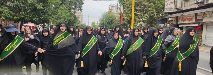 تصاویر/ دسته عزای خادمان بقعه امامزاده ابراهیم (ع) آمل در روز شهادت امام رضا (ع)
