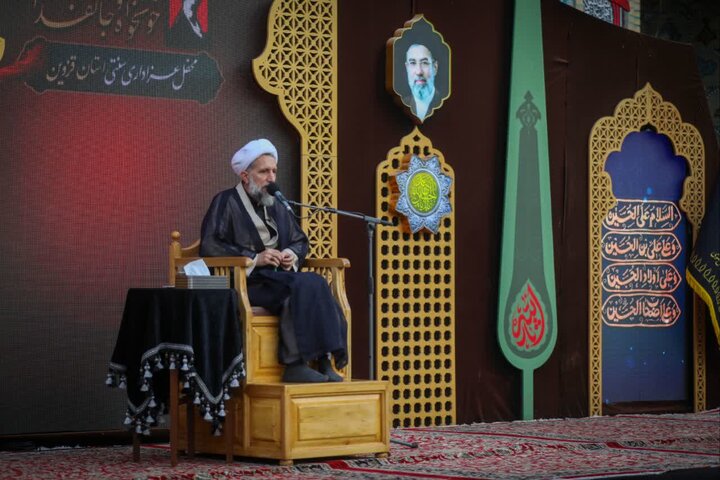تصاویر /مراسم عزاداری مردم قزوین در مشهد مقدس باحضور امام جمعه قزوین