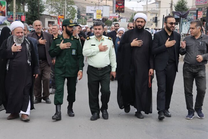 تصاویر/ دسته عزای شهادت امام رضا (ع) در شهرستان کلاردشت و عزاداری در مسجد جامع شهرستان
