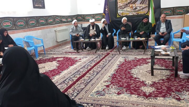 تصاویر/ نشست فعالان حوزه احکام شهر کشکوئیه در مدرسه علمیه علمیه‌فاطمه‌الزهرا‌لبتول‌(س)