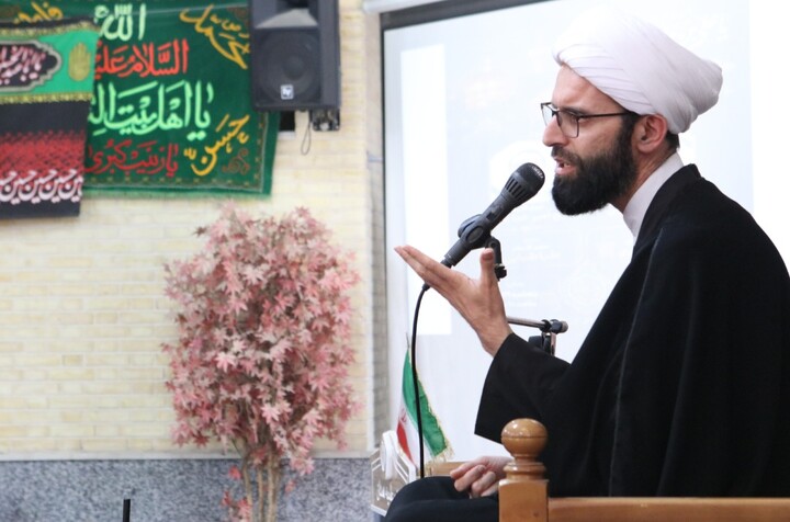 تصاویر/ مراسم عزاداری شهادت امام رضا (ع) در حوزه علمیه همدان