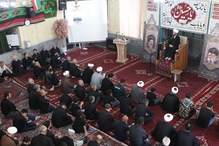 تصاویر/ مراسم عزاداری شهادت امام رضا (ع) در حوزه علمیه همدان