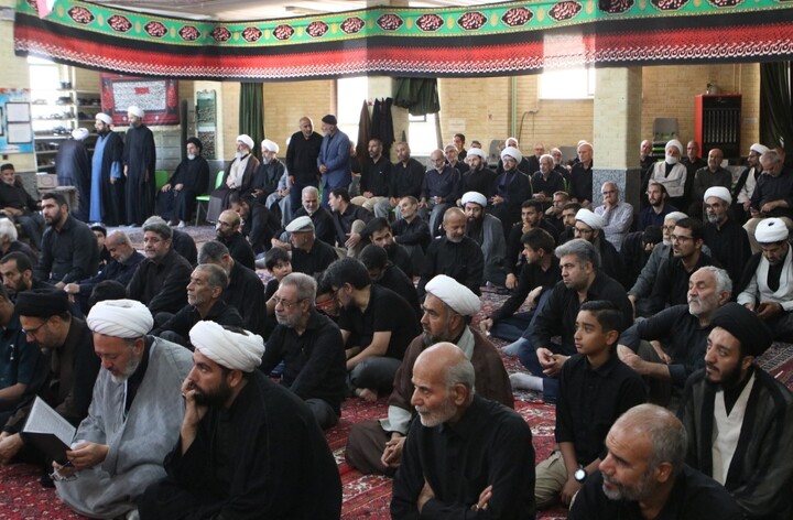تصاویر/ مراسم عزاداری شهادت امام رضا (ع) در حوزه علمیه همدان