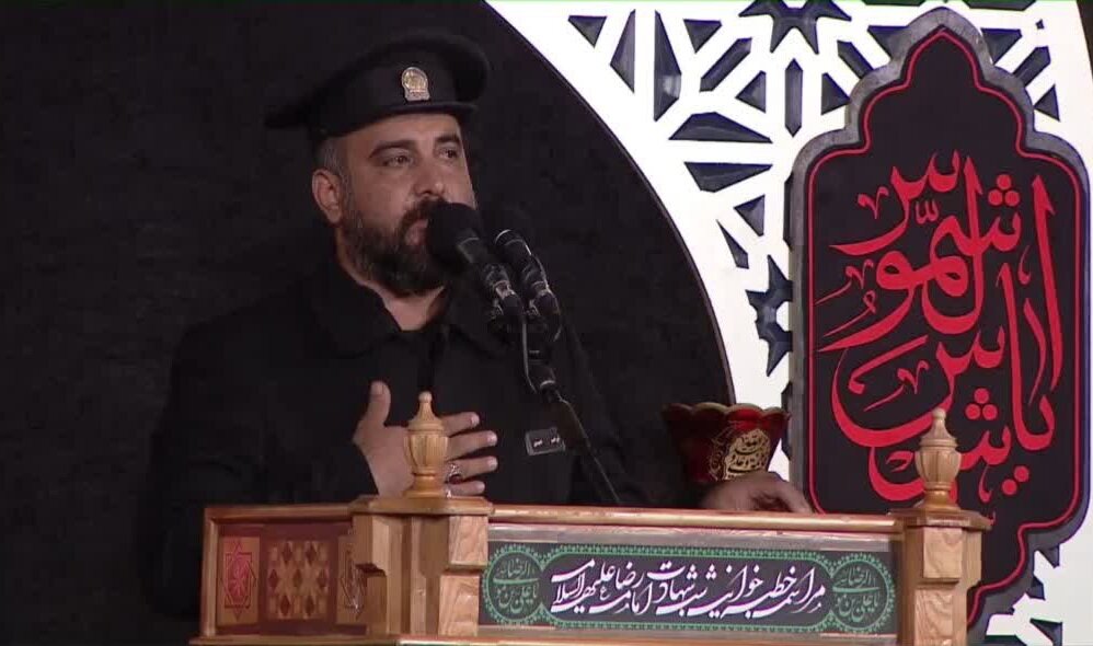 مراسم خطبه‌خوانی شب شهادت امام رضا(ع) در حرم مطهر رضوی