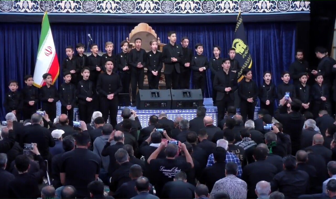 مراسم عزاداری سالروز شهادت امام رضا در حرم رضوی