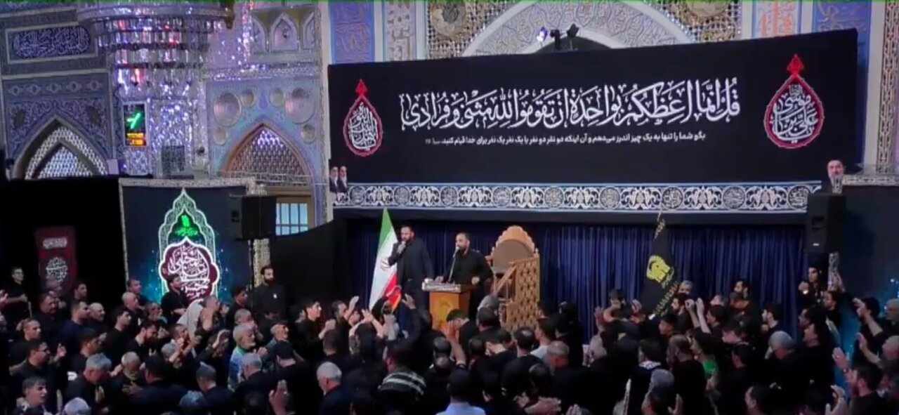 عزاداری سالروز شهادت امام رضا در حرم رضوی 