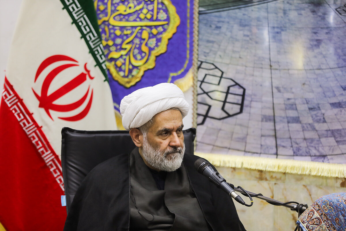 گزارش دیدار رئیس سازمان بسیج با مراجع تقلید و علمای قم / شجرهای که هر روز ریشهدارتر میشود
