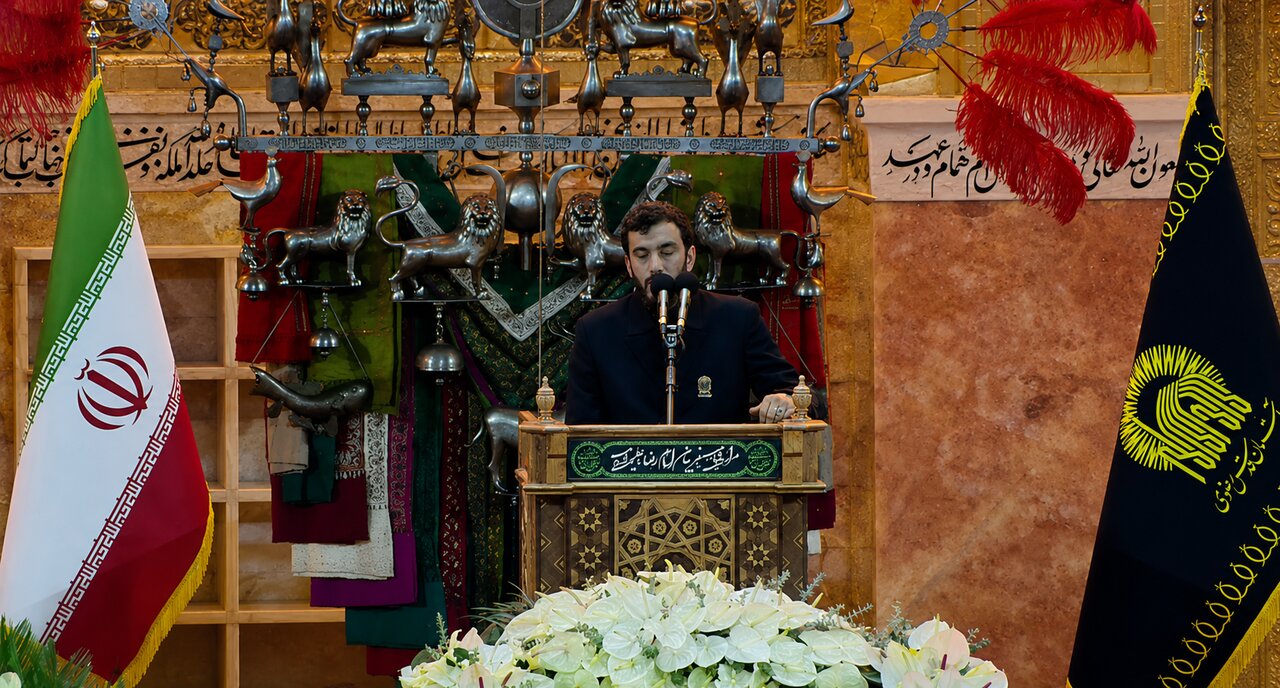 مراسم شام غریبان در حرم رضوی