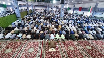 تصاویر/ نماز جمعه عبادی سیاسی بیرجند