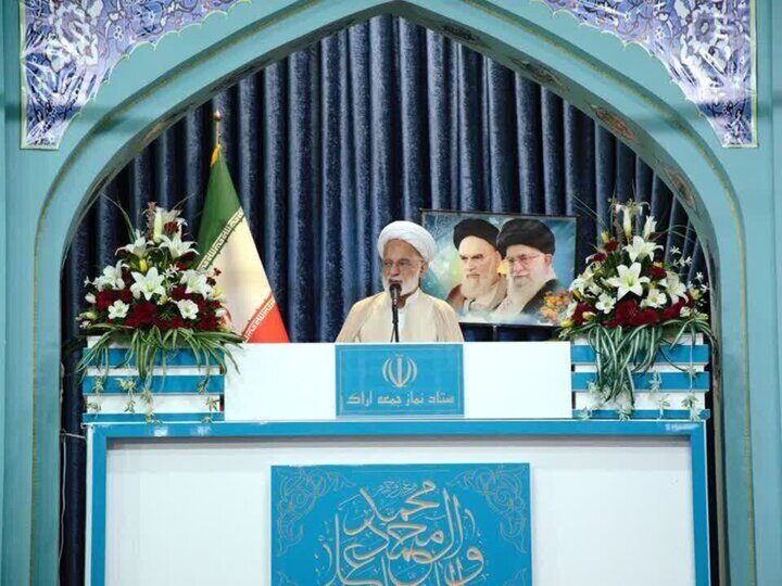 تهدیدهای دشمن با تکیه بر مکتب حسینی بی‌پاسخ می‌ماند