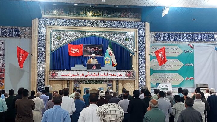 تصاویر/ آیین عبادی سیاسی نماز جمعه شهرستان زابل
