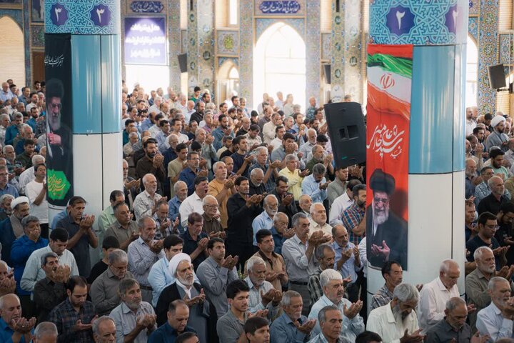 تصاویر/ اقامه نمازجمعه شهر کرمان