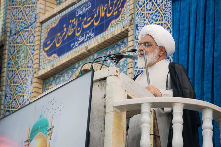 تصاویر/ اقامه نمازجمعه شهر کرمان