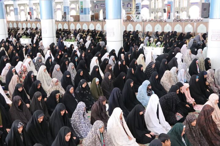 تصاویر/ اقامه نمازجمعه شهر کرمان