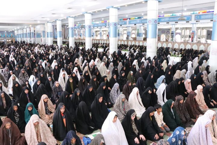 تصاویر/ اقامه نمازجمعه شهر کرمان
