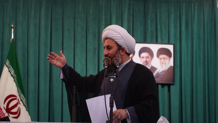 تصاویر/ اقامه نماز جمعه خوی