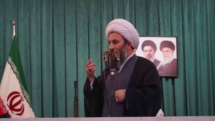 تصاویر/ اقامه نماز جمعه خوی