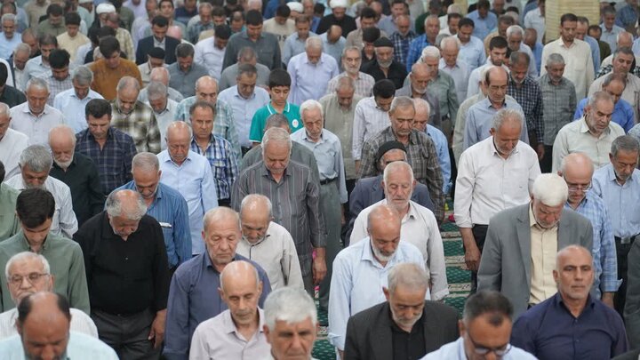 تصاویر/ اقامه نماز جمعه خوی
