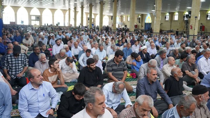 تصاویر/ اقامه نماز جمعه خوی