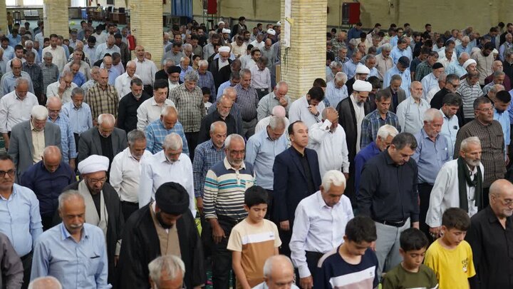 تصاویر/ اقامه نماز جمعه خوی