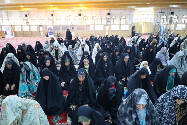 تصاویر/ نماز عبادی سیاسی جمعه در شهرستان ساری