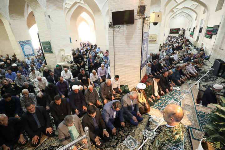تصاویر/نماز جمعه قزوین از نگاه دوربین