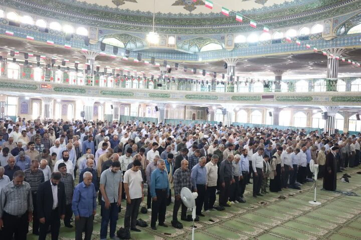 تصاویر/ نماز عبادی سیاسی جمعه در شهرکرد