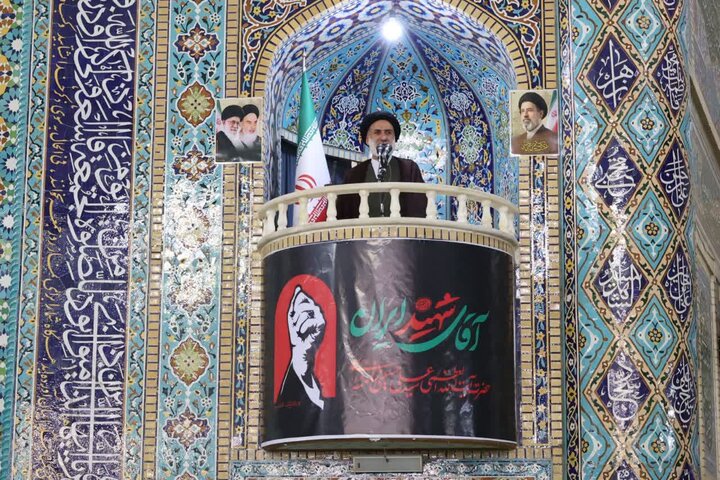 تصاویر/ نماز عبادی سیاسی جمعه در شهرکرد