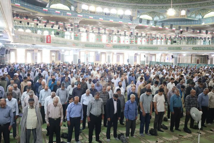 تصاویر/ نماز عبادی سیاسی جمعه در شهرکرد