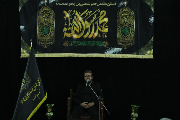 تصاویر/ سوگ رضوی در حرم مطهر امامزاده علی بن جعفر(ع) قم؛ آیین عزاداری شهادت حضرت رضا(ع)