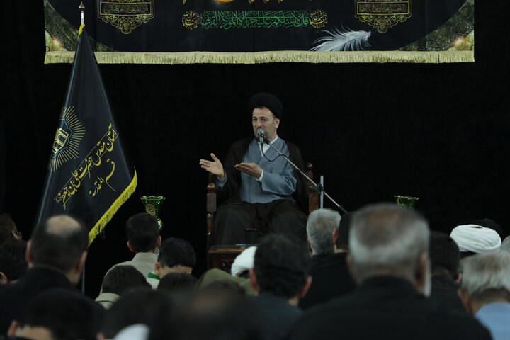 تصاویر/ سوگ رضوی در حرم مطهر امامزاده علی بن جعفر(ع) قم؛ آیین عزاداری شهادت حضرت رضا(ع)
