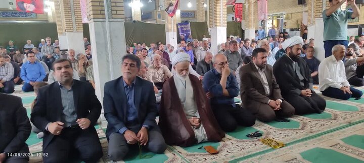تصاویر/اقامه نماز عبادی سیاسی جمعه در زرندیه