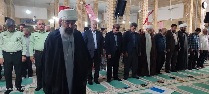 تصاویر/اقامه نماز عبادی سیاسی جمعه در زرندیه