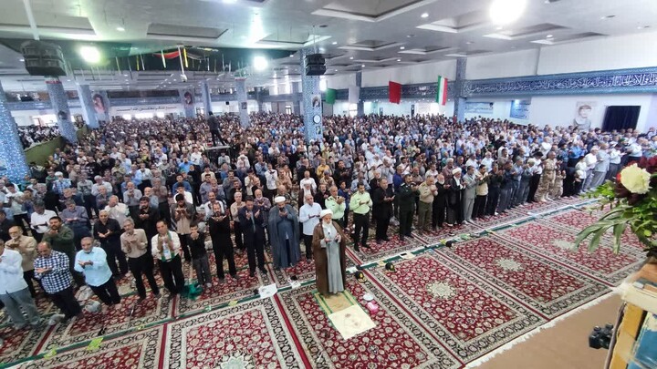 تصاویر| نماز جمعه عبادی سیاسی بیرجند