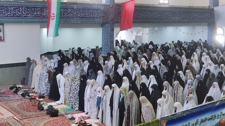 تصاویر| نماز جمعه عبادی سیاسی بیرجند
